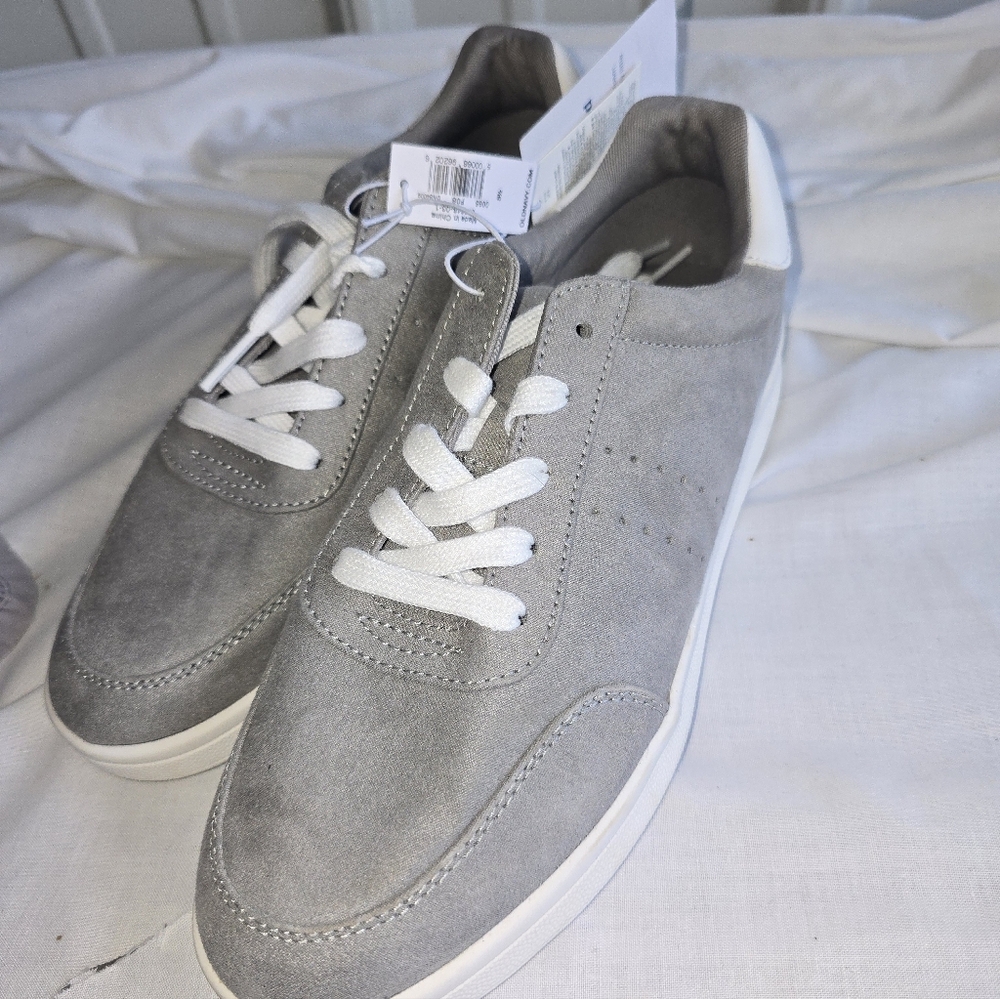 NWT Old Navy Ladies Shoes